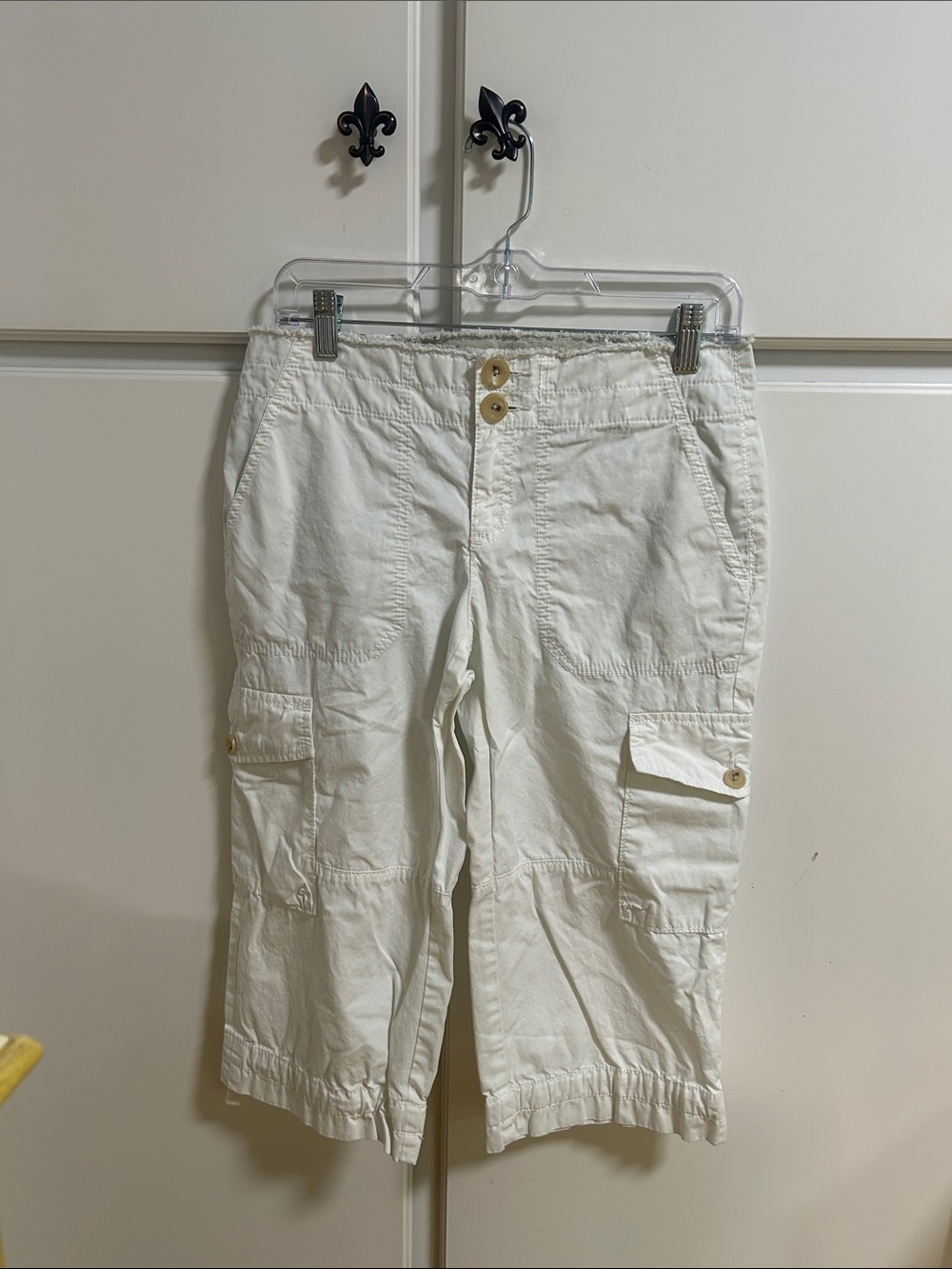 Banana Republic White Cargo Crop Pants 2